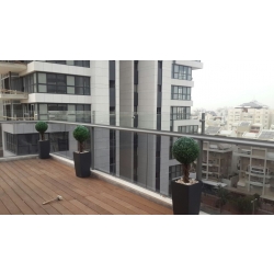 הגבהה מעקה למרפסת penthouse