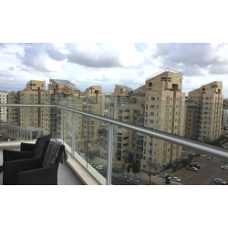 הגבהה מעקה למרפסת penthouse
