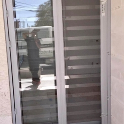 סורגים שקופים Classic