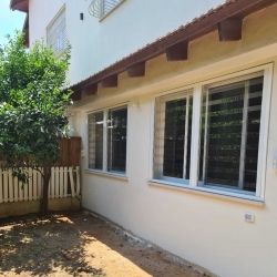 סורגים שקופים HOME