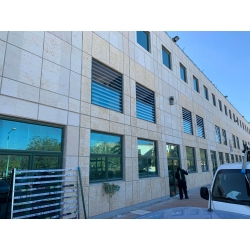 סורגים שקופים Business