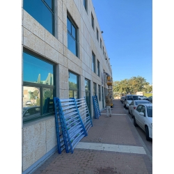 סורגים שקופים Business